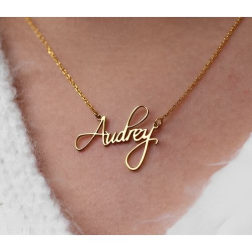 Fonts Designs pendant,  Personalized jewelry for all ocassions.