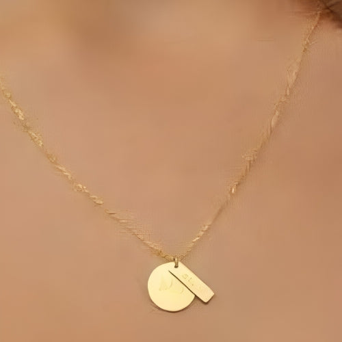 AALIA JEWLERIES Customized Round Shape With Rectangle Engraved Names Massage Quote Personalized Name Kids Gold Necklace Jewelry Gift Baby Kids Girls Birth Birthday Mom