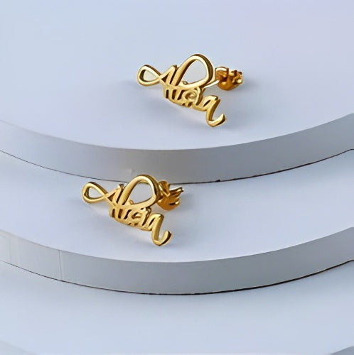 Beautiful Design Customized Name Stud Gold Earrings in Different Fonts