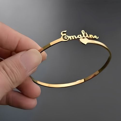 Customized Name Bracelet Decorated with Heart Gold Plated