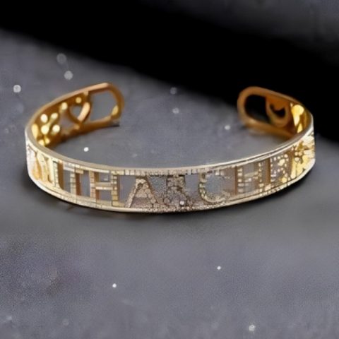 EnglishFont  Name Design Bangle braclet, 1-2 names   Personalized With Zircon jewelry for Special Ocassions.