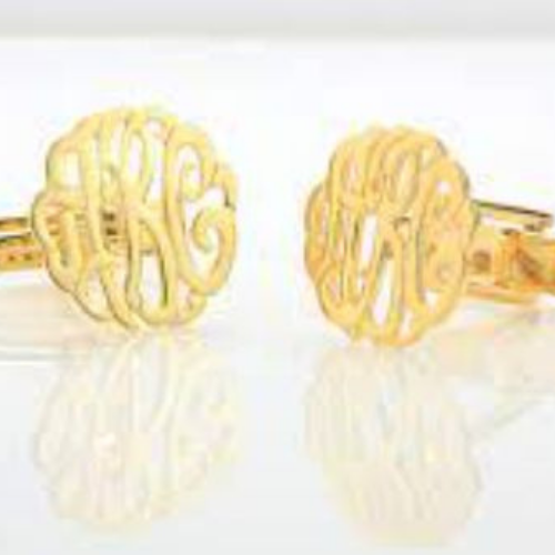 Gold Plated Cufflinks Arabic Font customized name. كبك مطلي ذهب بالاسم للهدايا المميزة و الخاصة