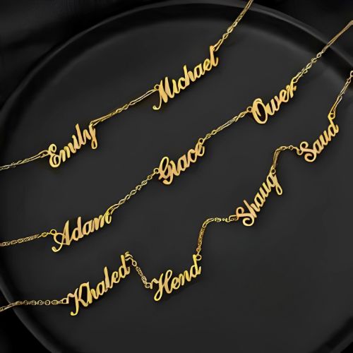 Gold Plated Personalise Your pendant with All Your Family Memebers Names.