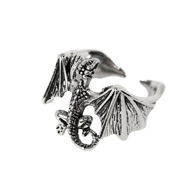 Retro Punk Men Ring Demon Skeleton Hip Hop Rock Locomotive Ring Titanium Steel Alloy Ancient Silver Color Ring Women Jewelry.