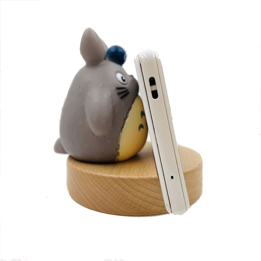 Totoro Universal Wooden Phone Holder for iPhone 11 Pro Max X XS Mobile Phone Bracket For Samsung S10 9 Tablet Stand Desk Phone