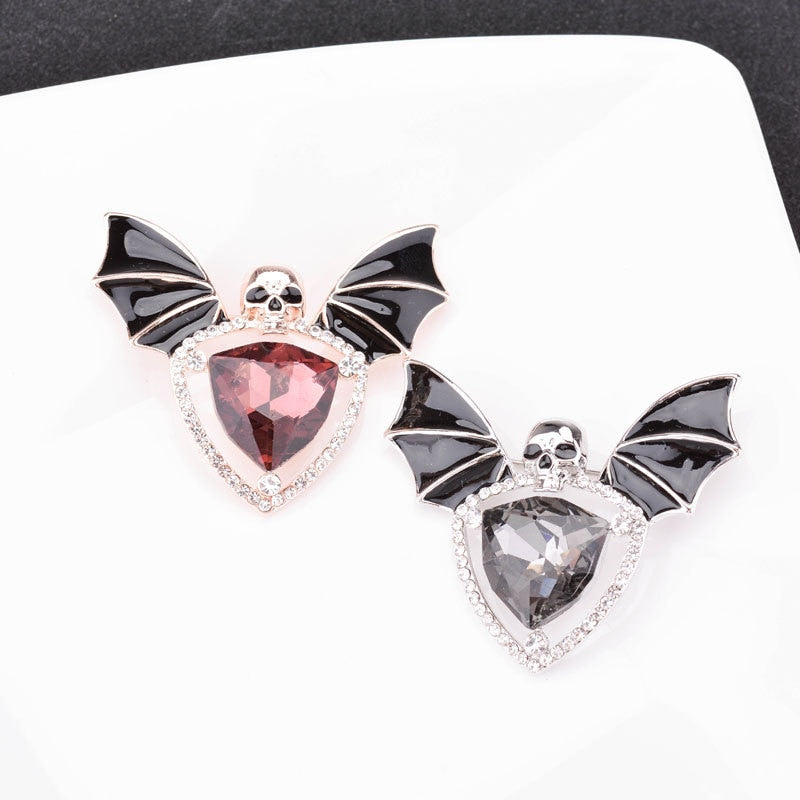 Skull Gothic Punk Crystal Skeleton Brooch Bat Wing Heart Pin For Women Wedding Brooches Halloween Jewelry