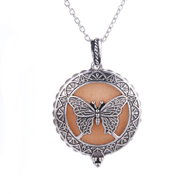 2019 New Aromatherapy Necklace Vintage Flower Butterfly Essential Oil Diffuser Necklace Perfume Lockets Pendants