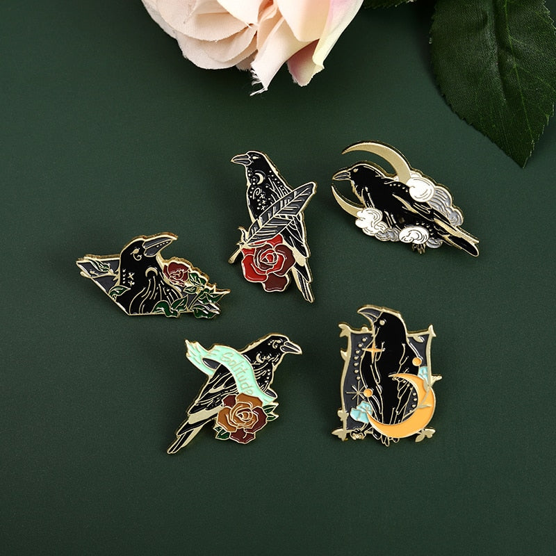 3-6pcs/set Gothic Space Punk Enamel Pin Custom Witch Cat Raven Moth Brooch Lapel Pin Badge Halloween Jewelry amazing price