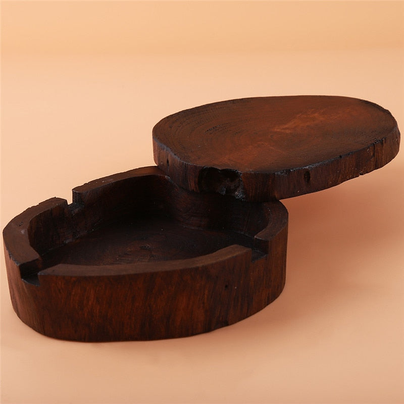 Crative Fashion Hot Selling Wood Color Southeast Asia Features Solid Wood Ashtray Personality Wooden With Lid Ashtray