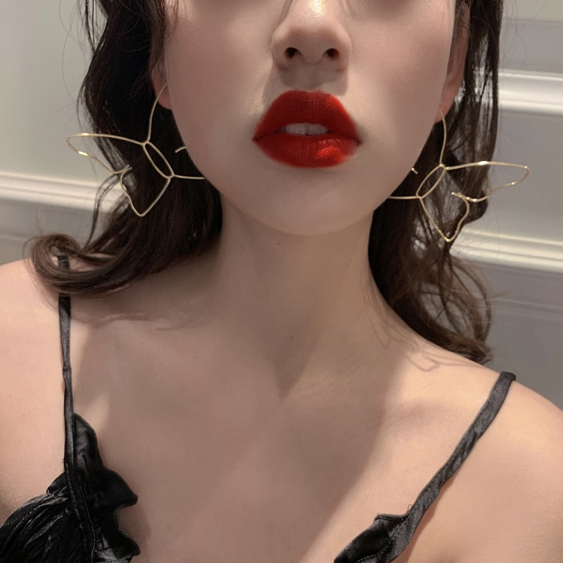 Artsy Butterfly Silhouette Hoop Earrings For Women 2020 Exaggerated Abstract Outline Chic Earrings Girls Korean Earrings Femme