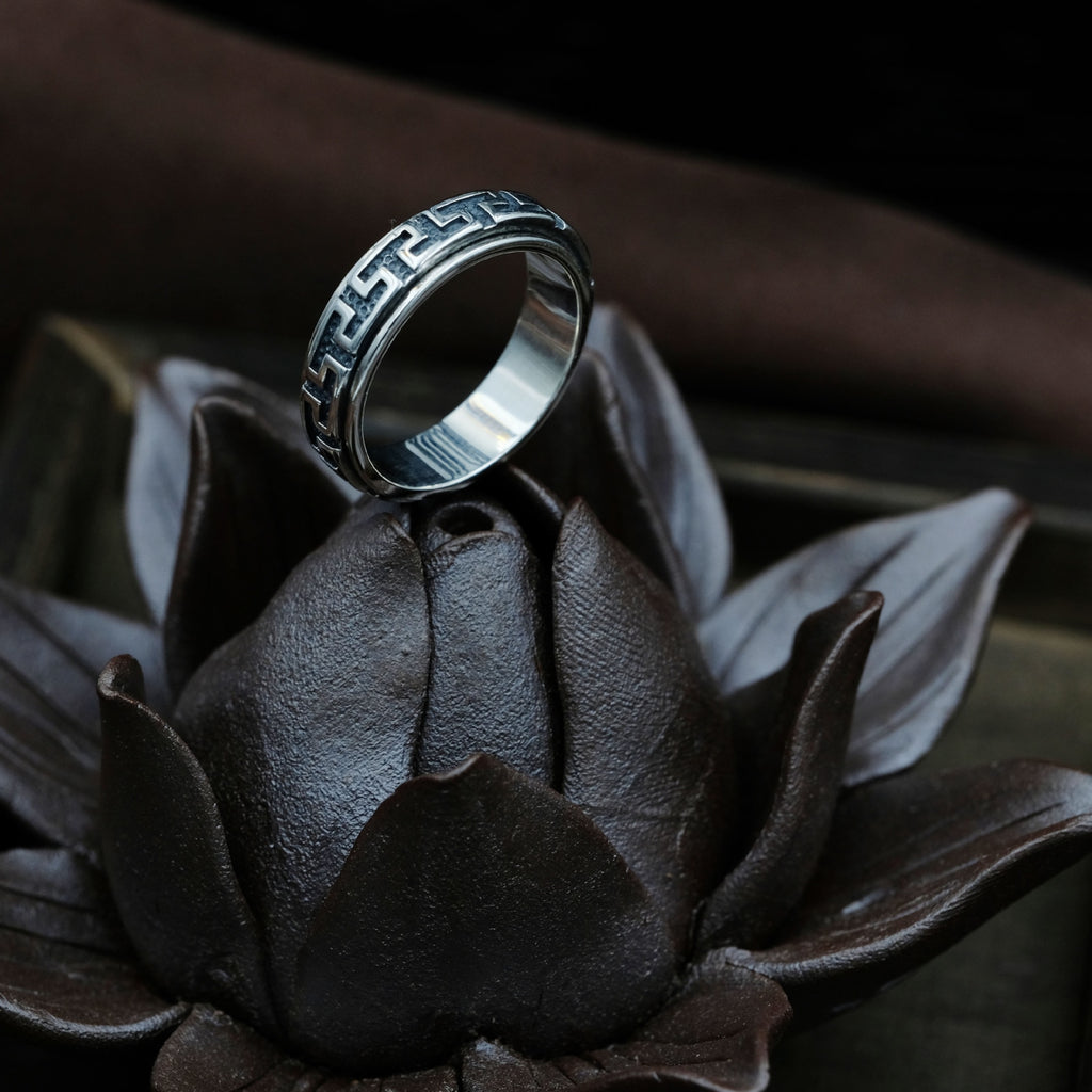 S 925 Sterling Silver Men Tibetan Silver Rings Vintage Buddhism Rings. The Great Wall Turn Rotate Ring.