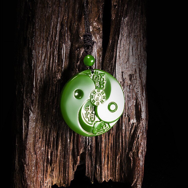 Chinese Natural Green Jade Taiji Bagua Pendant Necklace Hand-Carved Charm Jadeite Jewelry Fashion Amulet Gifts for Men Women