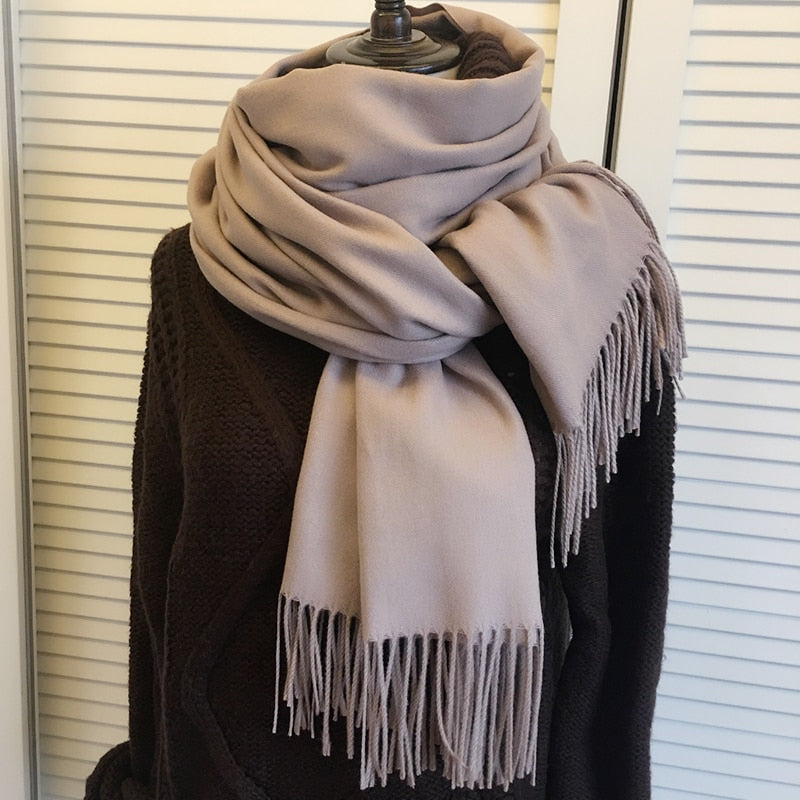 High-Quality Cashmere Scarves for Men and Women: Keep Warm with Thicker, Long Autumn and Winter Scarves Featuring Tassels - Stylish Shawl for Females and Males"