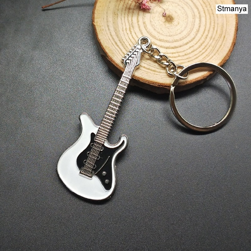 New Dice Key Chain Metal Personality Dice Poker Soccer Guitar. Model Alloy Keychain Gift Car Key Ring.