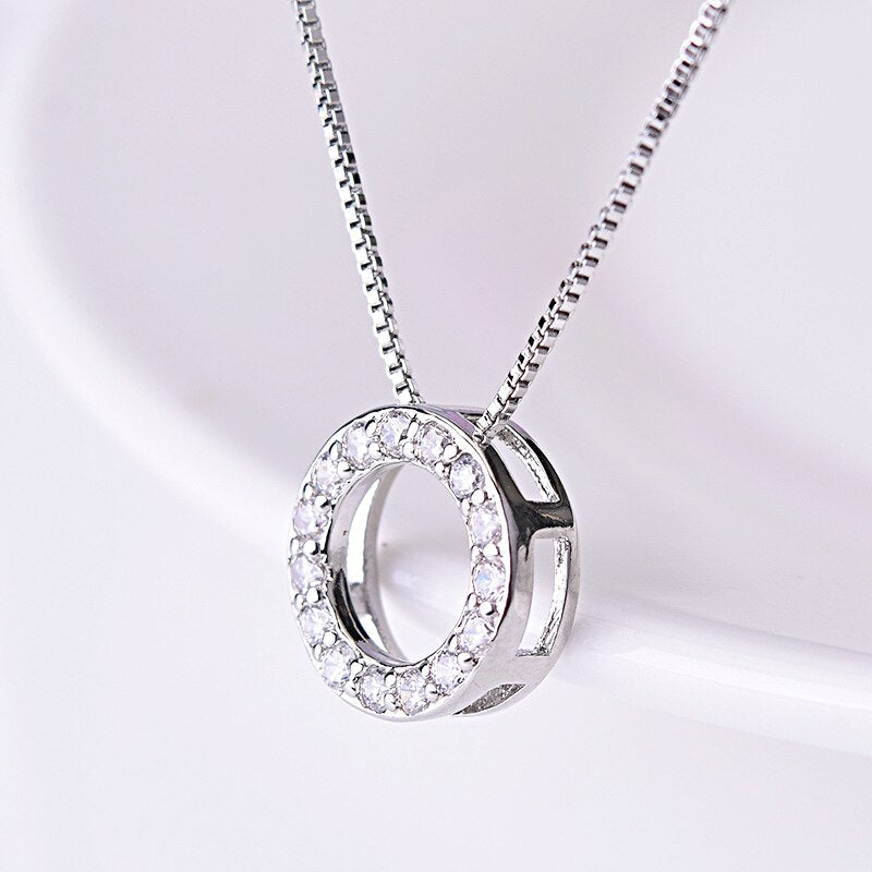 New Fashion 925 Sterling Silver Jewelry Round Zircon Pendants Necklaces Women Fine Semi Rhinestone Circle Clavicle Chain Choker