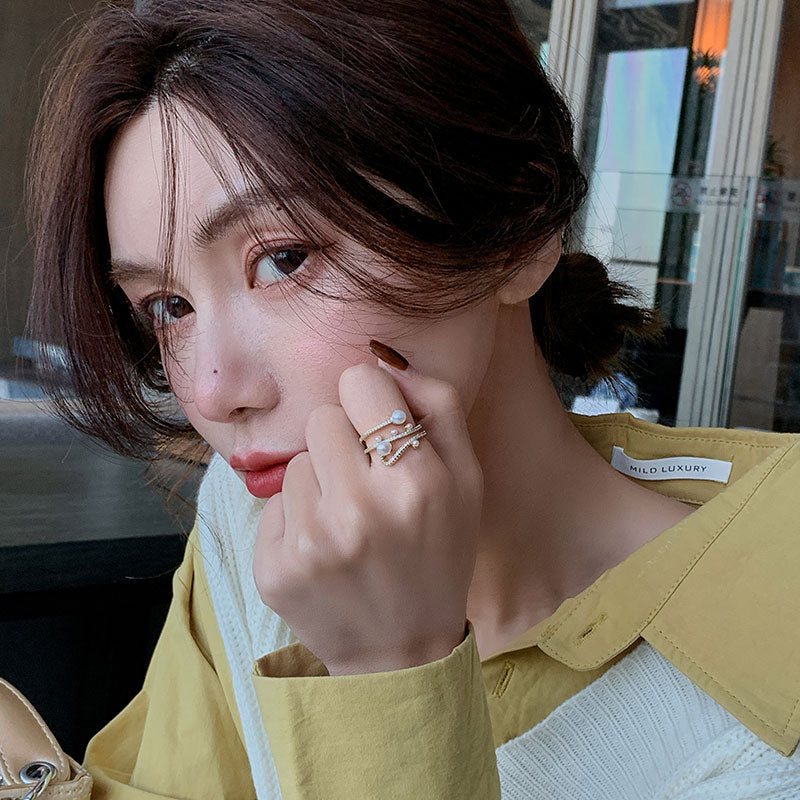 Luxurious and Exquisite Three-Layer Pearl Gold Color Adjustable Ring For Woman Jewelry Korean Fashion Girls Unusual Accessories