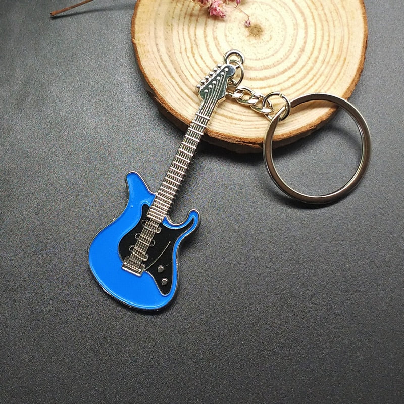 New Dice Key Chain Metal Personality Dice Poker Soccer Guitar. Model Alloy Keychain Gift Car Key Ring.