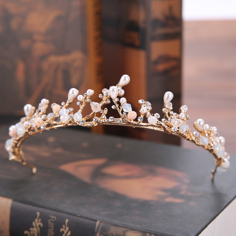 KMVEXO New Coming Bride Headdress Retro Hair Jewelry Gold Color Pearl Rhinestone Flower Crown Women Wedding Accessories