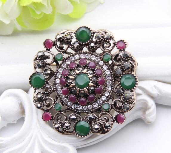 Sunspicems Turkish Brooch Pin For Women Antique Gold Color Vintage Round Resin Flower Arabesque Rhinestone Lapel Scarf Jewelry