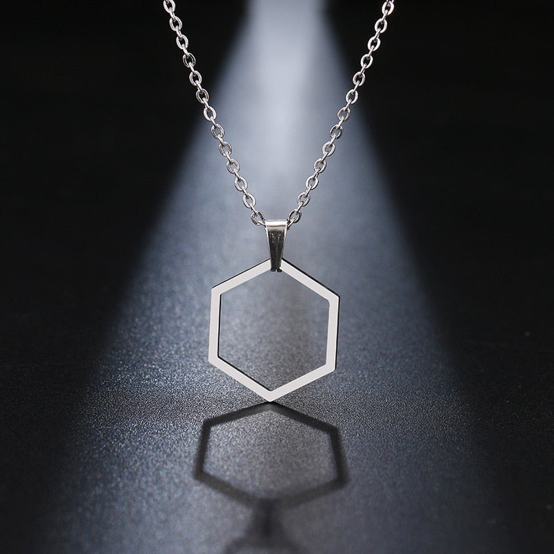 DOTIFI Stainless Steel Necklace For Women Classic Hot Selling Minimalist Hexagonal Simple Geometric Everyday Wear Jewelry