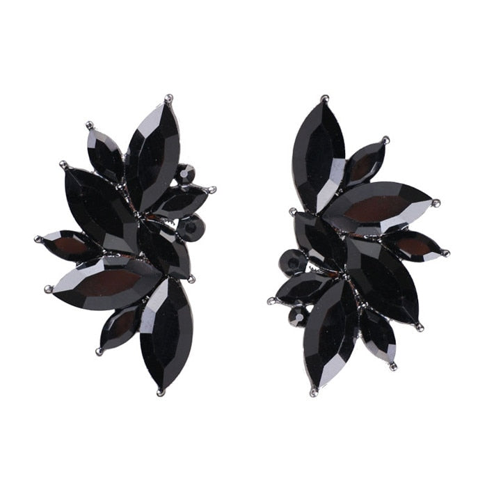 Trendy Women's Earrings Jewelry: Fashionable New Elegant Crystal Rhinestone Flower Opal Stone Stud Earrings.