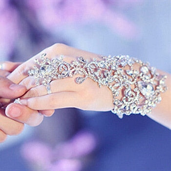 Crystal Bridal Bracelet / Wedding Dress Accessories Hand Chains Bracelets Jewelry bridal Bracelets &amp; Bangles