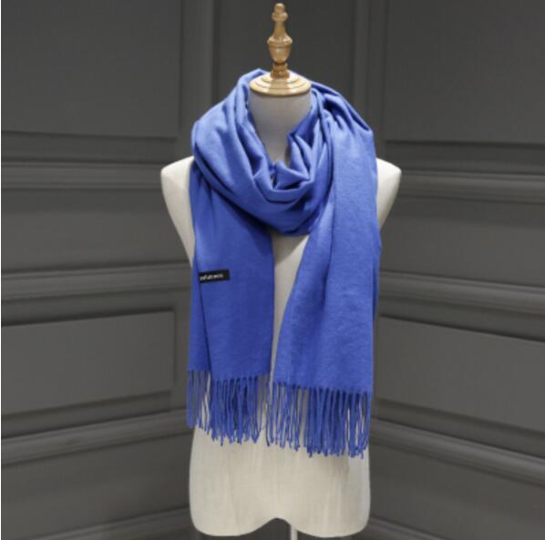 High-Quality Cashmere Scarves for Men and Women: Keep Warm with Thicker, Long Autumn and Winter Scarves Featuring Tassels - Stylish Shawl for Females and Males"