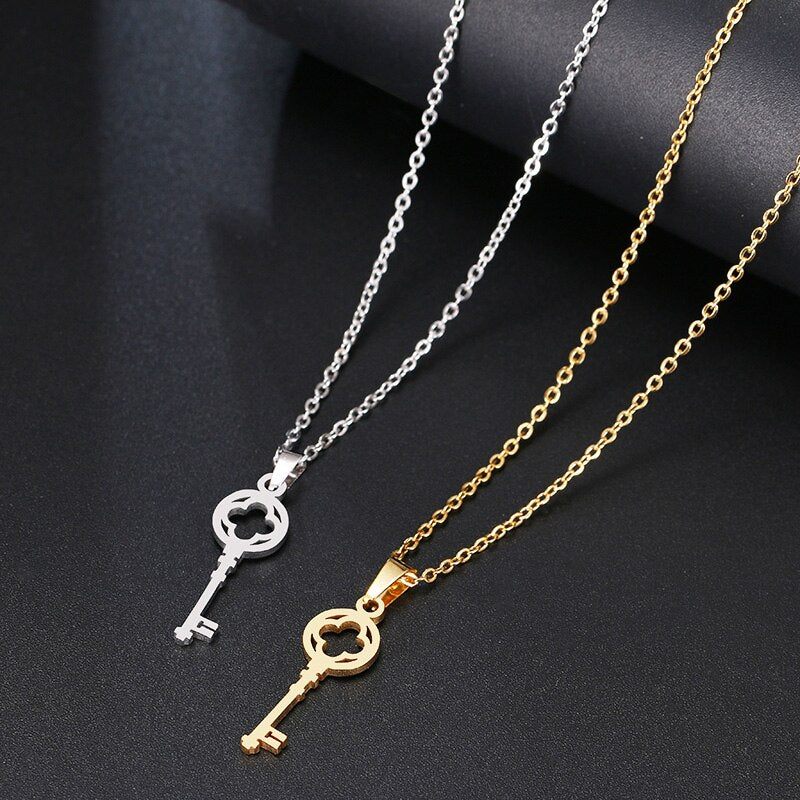 DOTIFI Stainless Steel Necklace For Women Lover's Fashion Key Pendant Clavicle Necklaces Valentine's Day Gift Card Jewelry