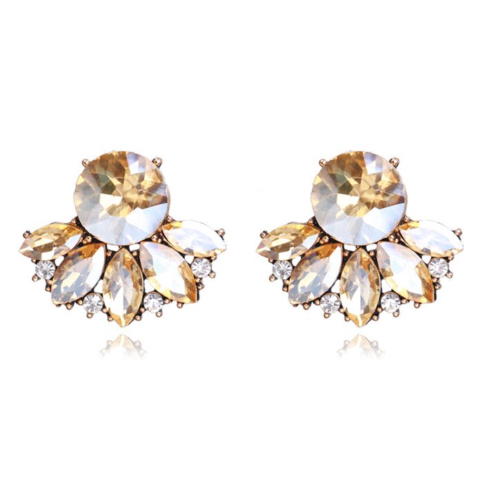 Trendy Women's Earrings Jewelry: Fashionable New Elegant Crystal Rhinestone Flower Opal Stone Stud Earrings.