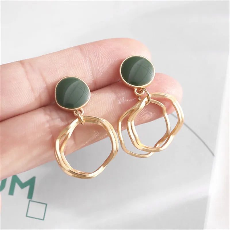 Fashion Temperament joker metal Round stud earrings female Popular classic irregular circle tassel earrings for women jewelry