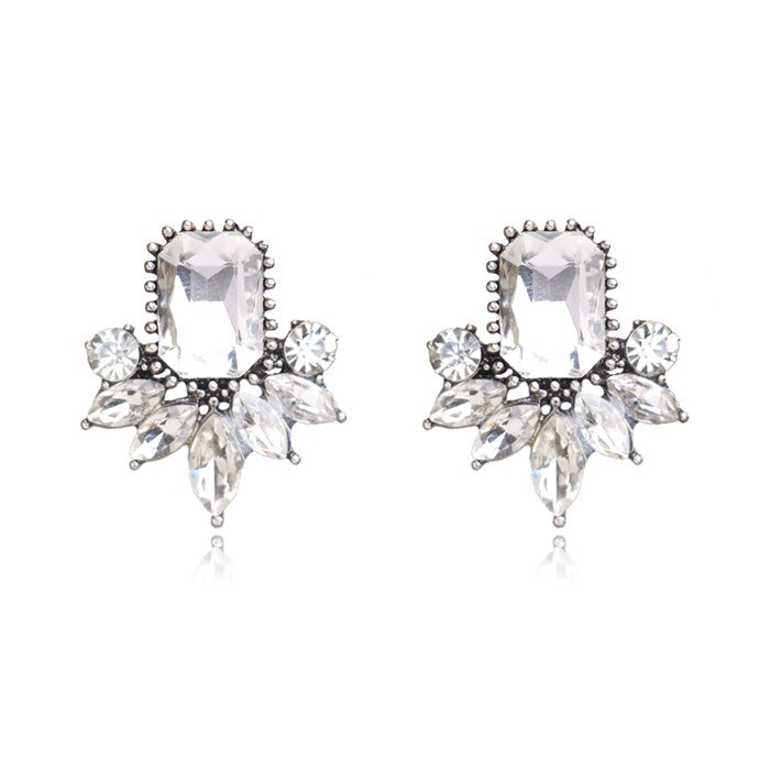 Trendy Women's Earrings Jewelry: Fashionable New Elegant Crystal Rhinestone Flower Opal Stone Stud Earrings.