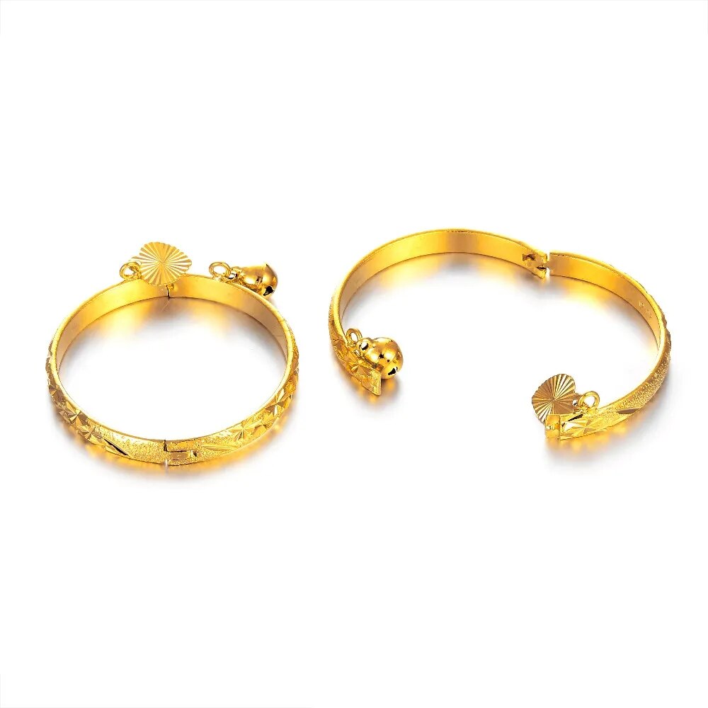 Ethlyn 2pcs/lot Gold Color Bangle for Girls/Baby/Kids Charm Gypsophila Bracelet Bells Heart Jewelry Child Christmas Gifts B132