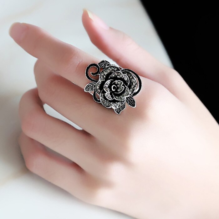 Ajojewel #7-9 Black Rose Flower Big Vintage Rings For Women Unique Retro Crystal Rhinestone Jewelry Luxury Gift