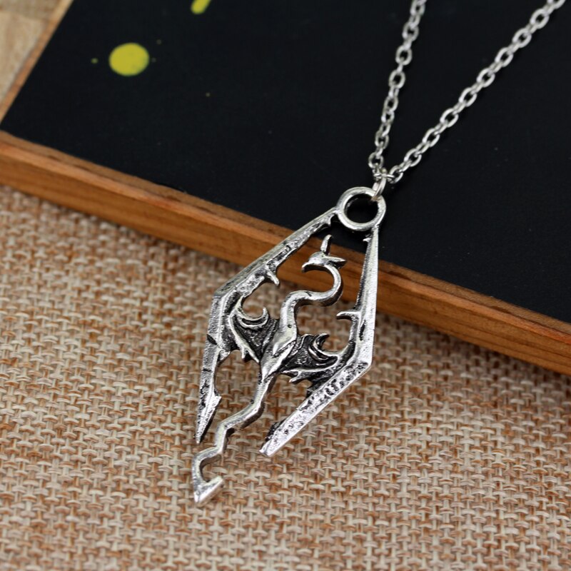 MQCHUN 2018 New Game Dragon The Elder Scrolls V Pendant Necklace Skyrim Choker Men Jewelry Necklace Chain -30