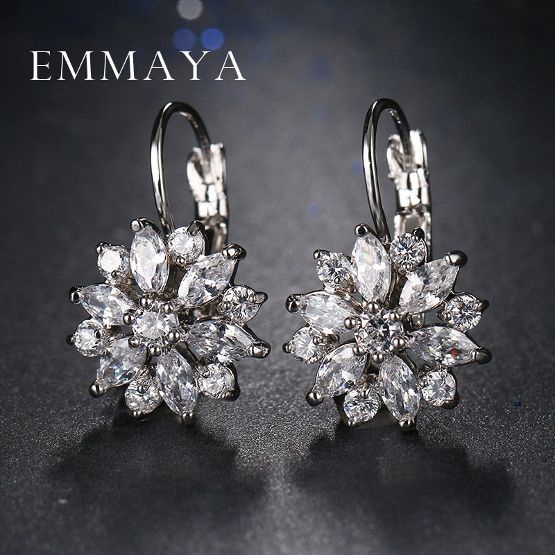 Emmaya Hot Trendy Luxury Crystal Flower Stud Earrings For Women New Fashion Elegant Gold Color Zircon Earrings