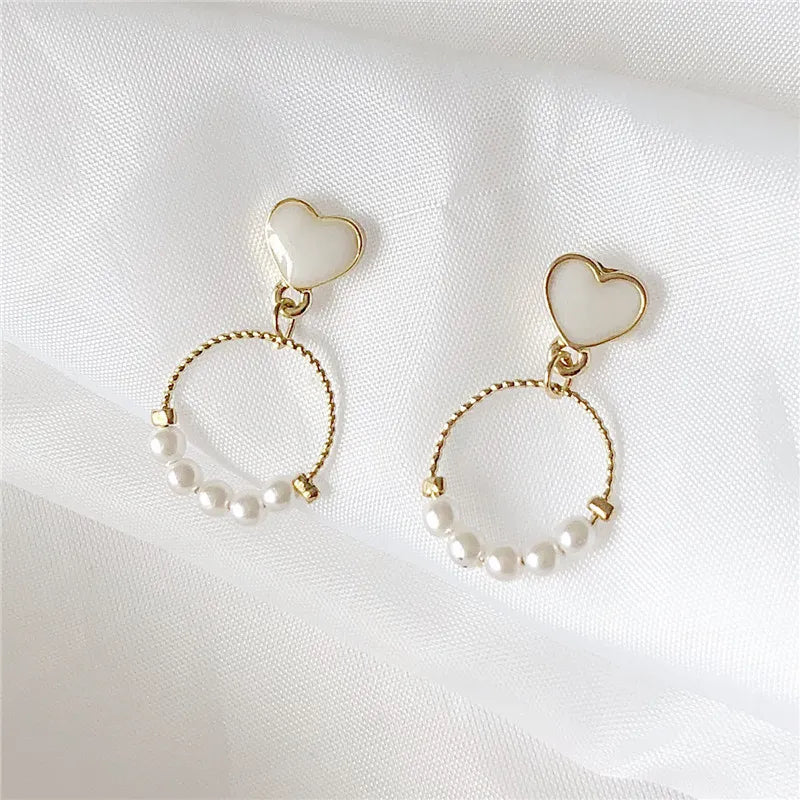 Fashion earrings Popular geometrical circle earrings female temperament pure fresh sweet heart pearl earrings for women jewelry