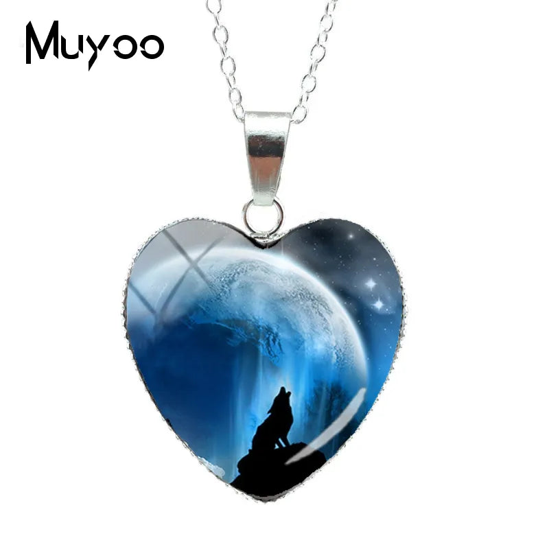 Vintage Lonely Nordic Wolf Glass Heart Pendant Moon Night Punk Wolf Heart Necklace Glass Dome Jewelry Handmade GiftsHZ3
