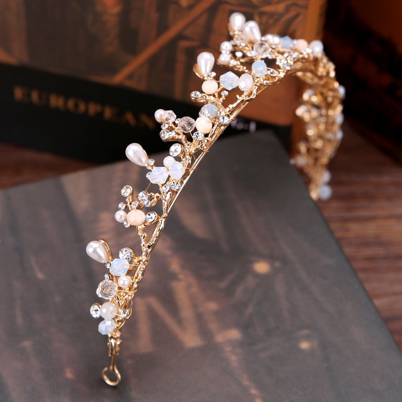 KMVEXO New Coming Bride Headdress Retro Hair Jewelry Gold Color Pearl Rhinestone Flower Crown Women Wedding Accessories