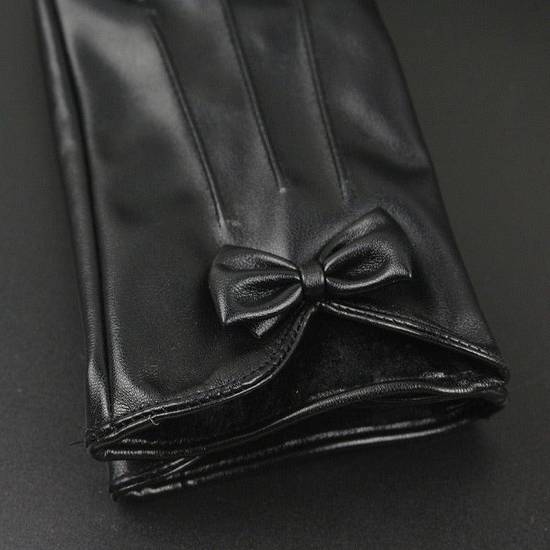 High-end leather female model warm cycling gloves for women who drive with touch screens, styled in a black bow (B7)