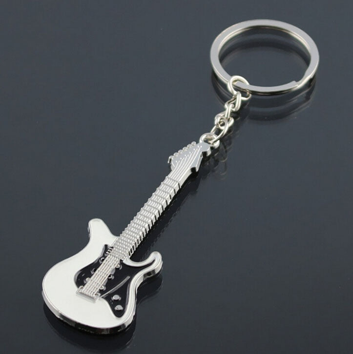 New Dice Key Chain Metal Personality Dice Poker Soccer Guitar. Model Alloy Keychain Gift Car Key Ring.