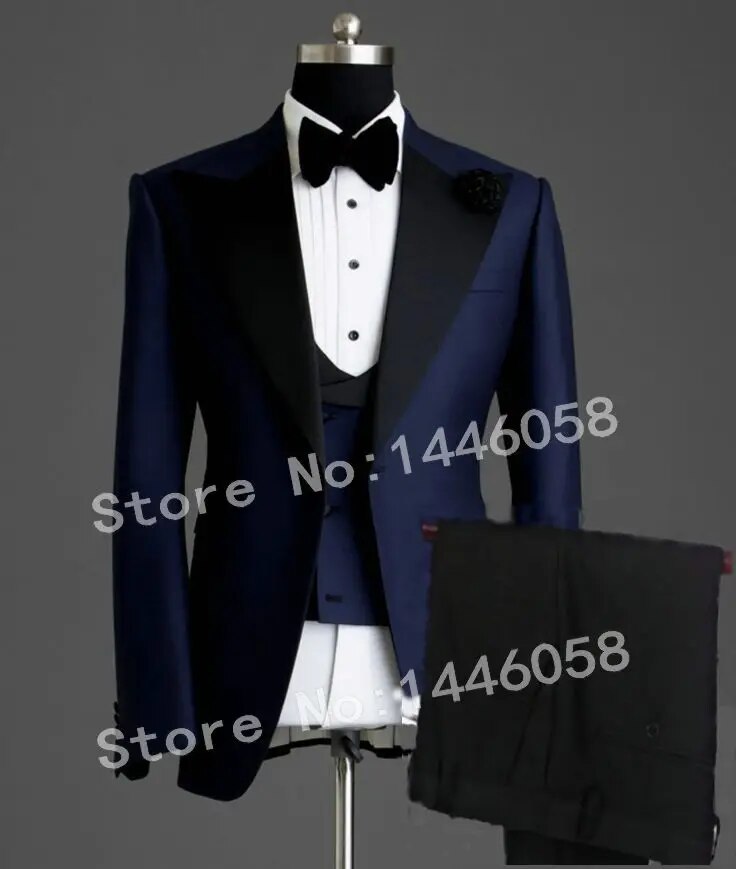 2020 Custom Made 3-Piece Beige Smoking Blazer Casual Business Gentlemen Groom Suits Prom Suits For Men Wedding Best Man Tuxedo