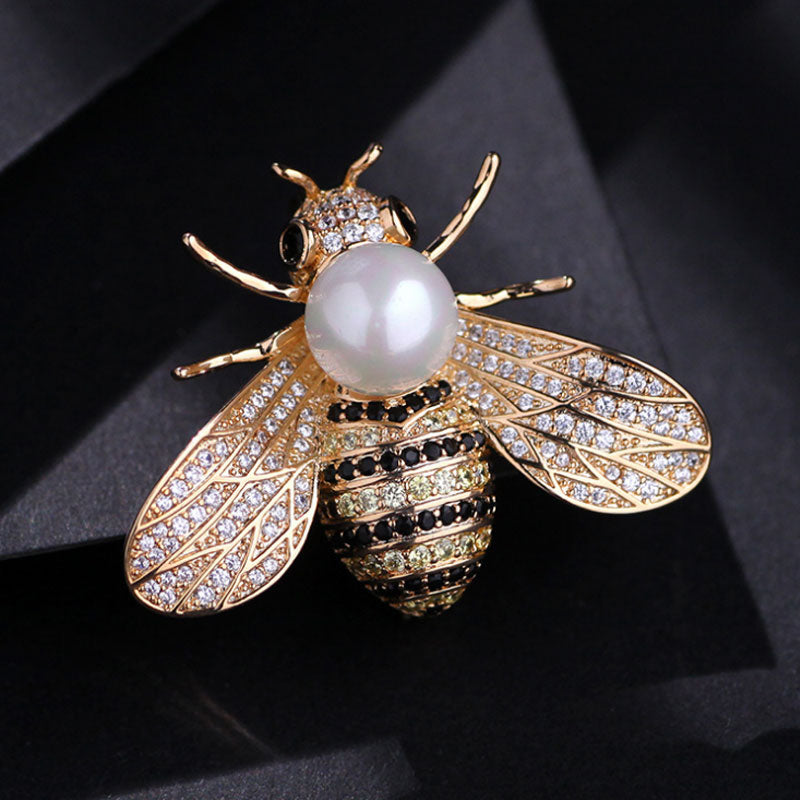 Famous Brand Design Insect Series Brooch Women Delicate Little Bee Brooches Crystal Rhinestone Pin Brooch Jewelry Gifts For Girl