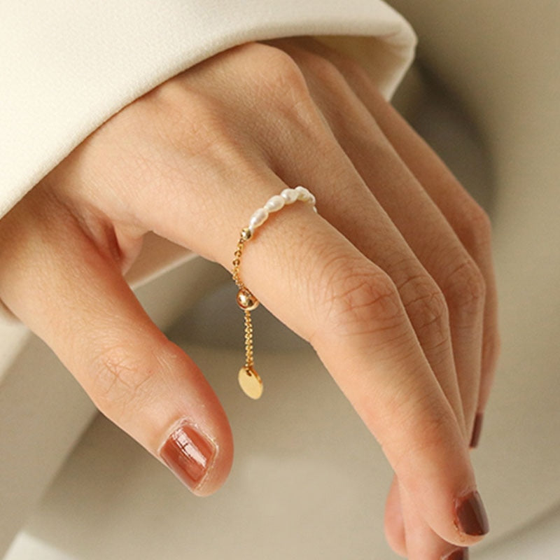 French Simple Retro Pearl Chain Pull Adjustment Gold Color Rings Girl&#39;s New Elegant Accessories Fashion Finger Jewelry For Woman