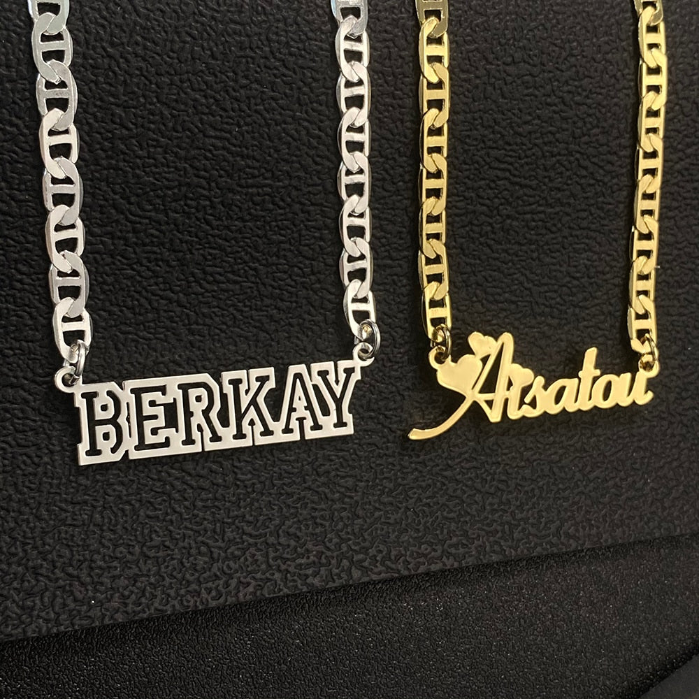 KristenCo Personalized Custom Name Necklace Pendant Gold Color Flat Chain Customized Nameplate Necklaces for Women/Men Gifts