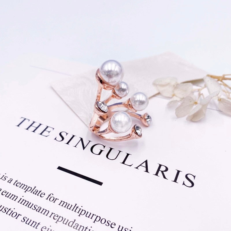 Elegant Retro Oversize Multi Pearl Rings for Women Lady Shiny Crystal Rhinestone Irregular Charm Ring Korean Wedding Jewelry