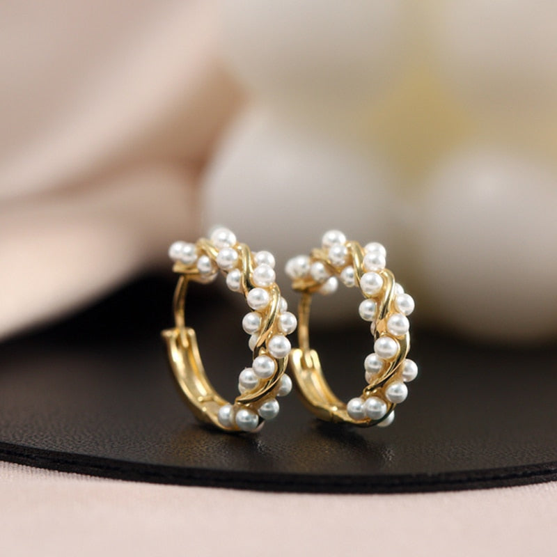Elegant Artificial Pearl Wound Metal Twist Hoop Earrings 2022 New Fashion Jewelry Party Sweet Accessories For Woman Girls Gift