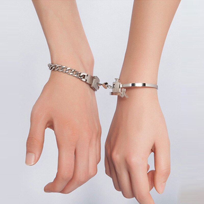 Fashion Concentric Lock Key Titanium Steel Stainless Steel Jewelry Bracelet Necklace Couple Sets