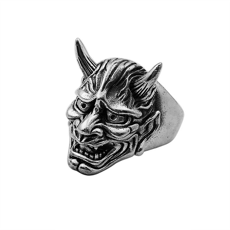 Retro Punk Men Ring Demon Skeleton Hip Hop Rock Locomotive Ring Titanium Steel Alloy Ancient Silver Color Ring Women Jewelry.