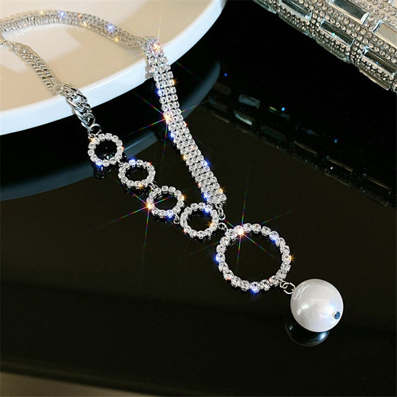 FYUAN Geometric Circle Rhinestone Choker Necklaces for Women Clavicle Chain Pearl Pendant Necklaces Weddings Jewelry Party Gifts