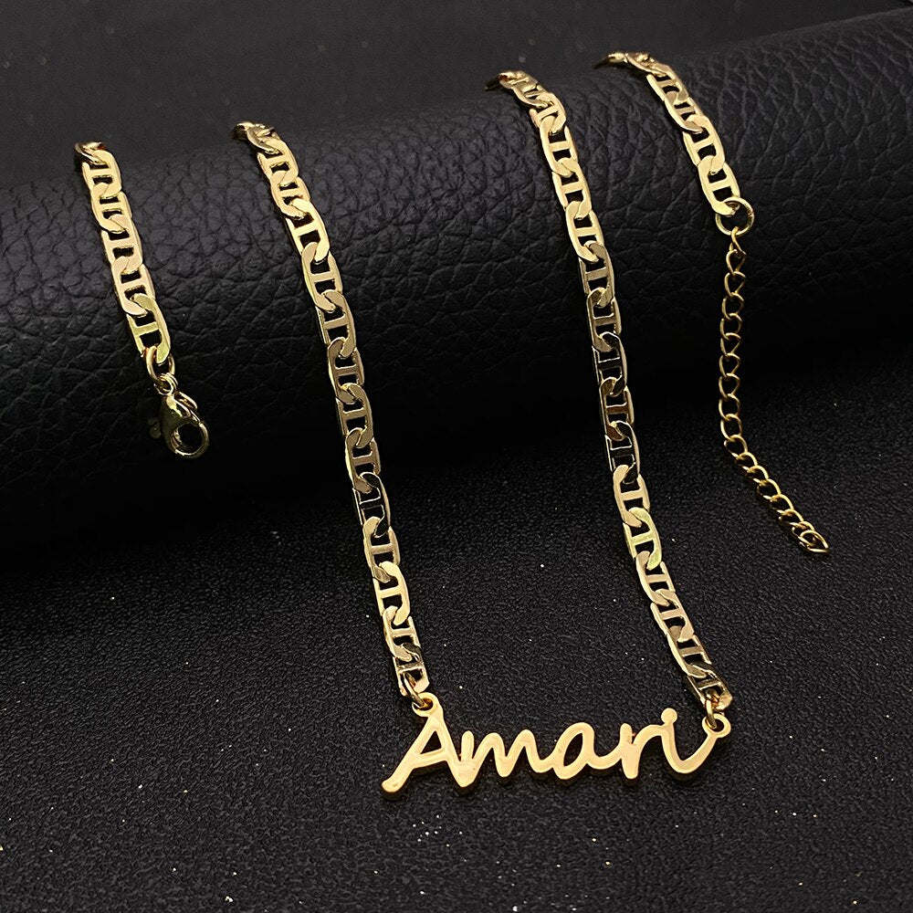 KristenCo Personalized Custom Name Necklace Pendant Gold Color Flat Chain Customized Nameplate Necklaces for Women/Men Gifts